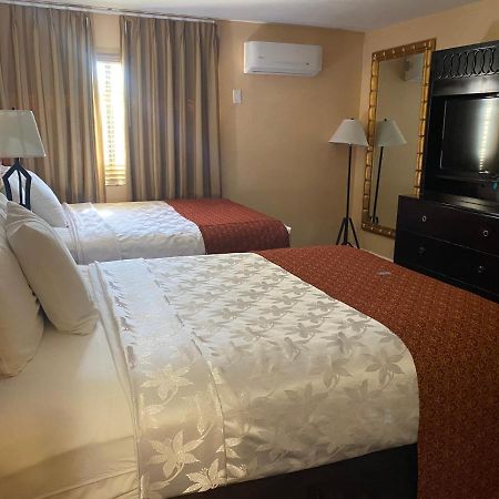 The Lemon Tree Hotel Anaheim Bagian luar foto