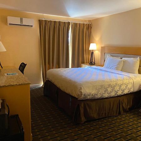 The Lemon Tree Hotel Anaheim Bagian luar foto