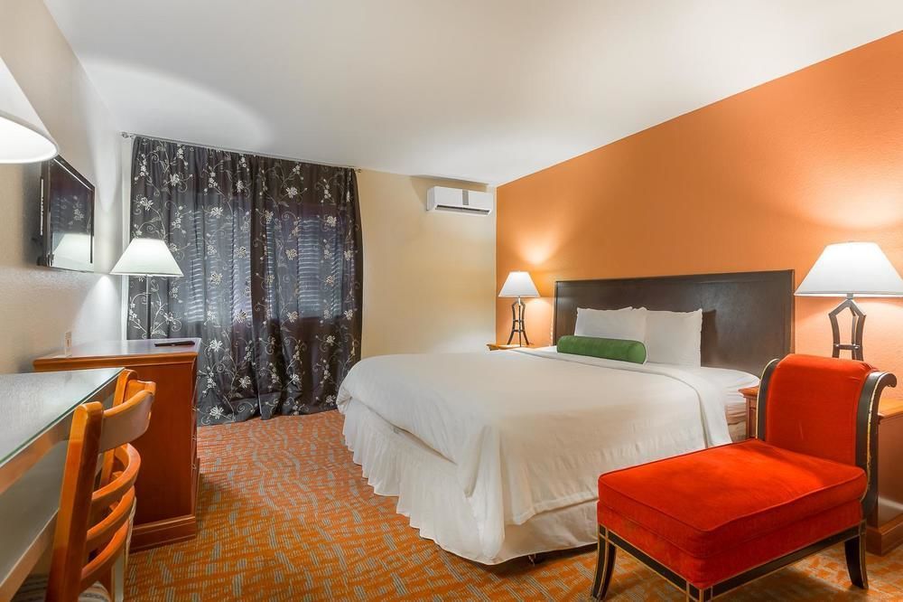 The Lemon Tree Hotel Anaheim Bagian luar foto