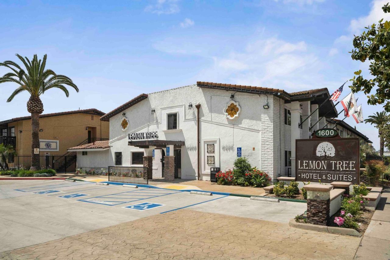 The Lemon Tree Hotel Anaheim Bagian luar foto