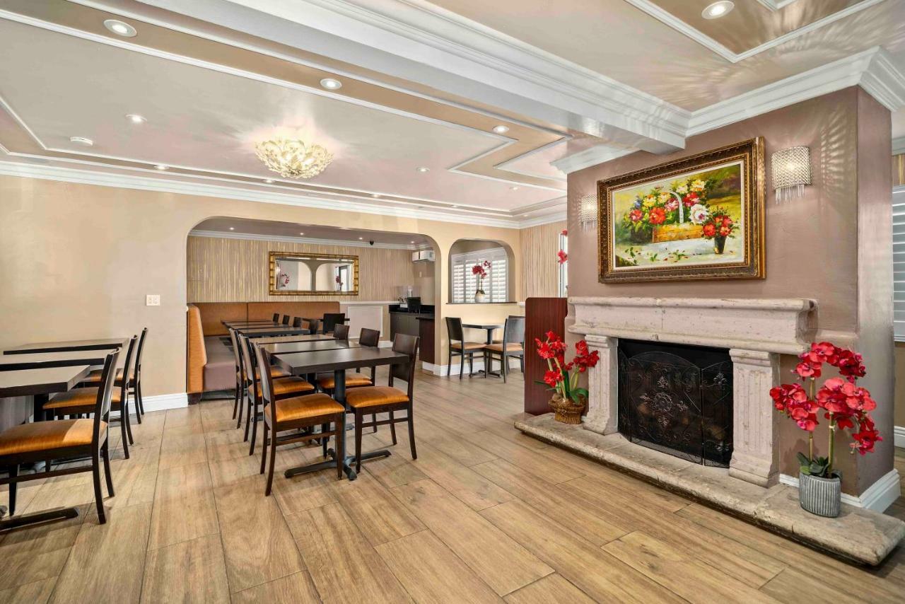 The Lemon Tree Hotel Anaheim Bagian luar foto